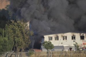 Controlado el incendio declarado el pasado viernes en la planta de baterías de Azuqueca de Henares