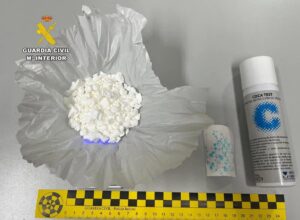 Dos detenidos tras incautarles en Fuentealbilla 32 gramos de cocaína lista para su distribución y venta