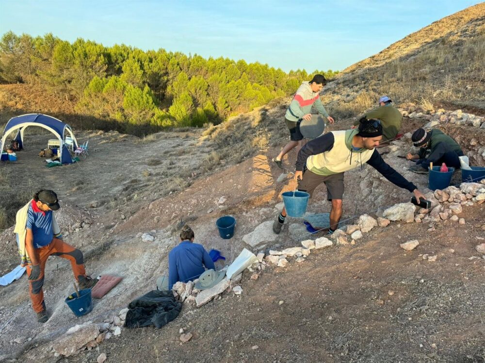 Comienzan nuevas excavaciones en los yacimientos de Huete y Carrascosa del Campo en busca de la 'megafauna' conquense