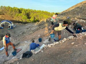 Comienzan nuevas excavaciones en los yacimientos de Huete y Carrascosa del Campo en busca de la 'megafauna' conquense