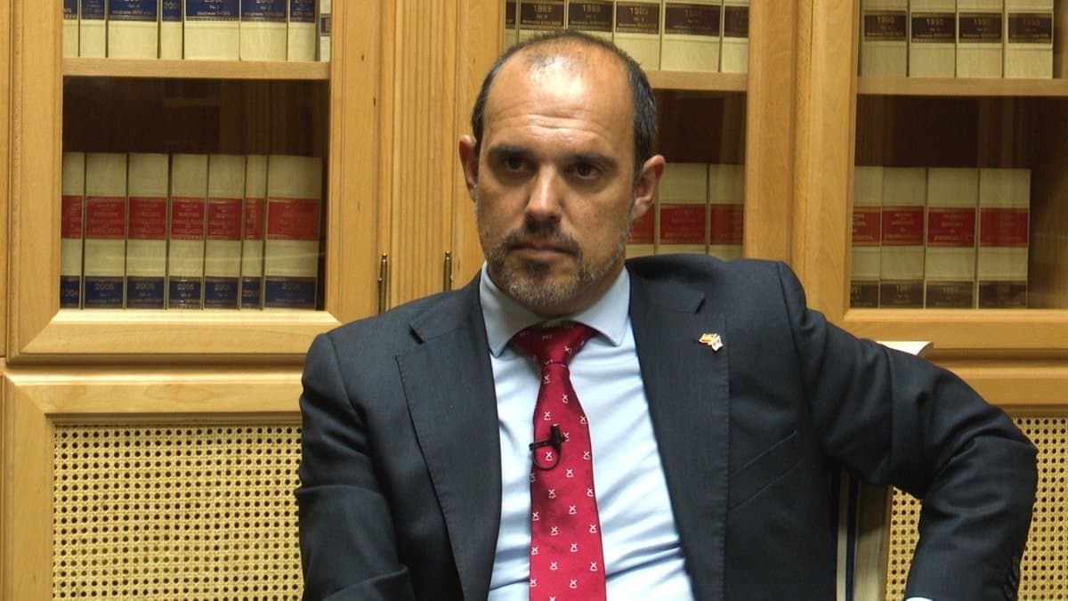 Bellido Conmemora el Día de la Democracia: Respeto al Adversario, a las ...
