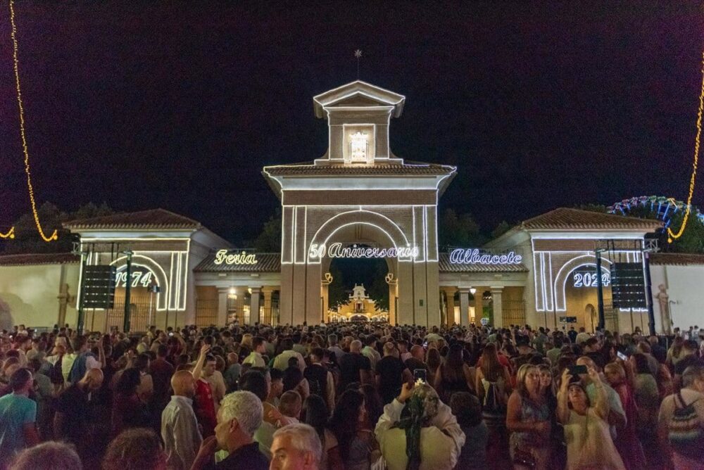 Ecologistas critican la masificación turística de Feria Albacete que hace que la población local se sienta "desplazada"