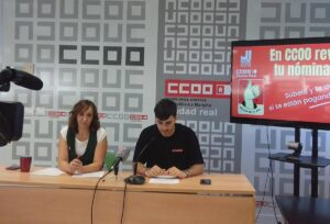 CCOO ofrece a jóvenes de Ciudad Real ayuda para revisar su nómina: "Es fundamental que sepan si les están pagando bien"