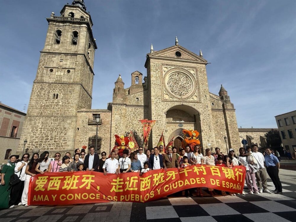Gregorio intensifica los contactos con China para atraer más turismo a Talavera de la Reina
