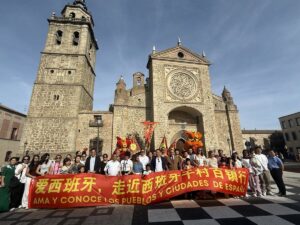 Gregorio intensifica los contactos con China para atraer más turismo a Talavera de la Reina