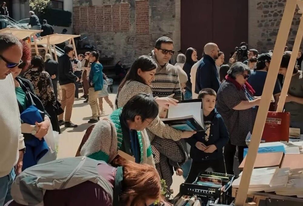 La previsión de lluvia obliga a suspender el Rastro Literario de Toledo