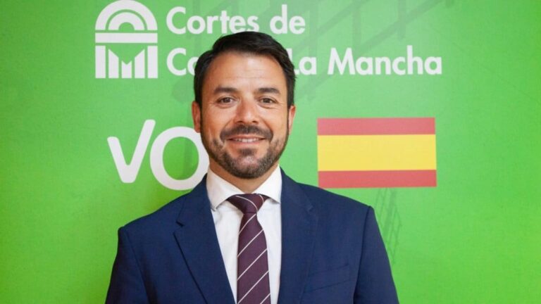 Vox afea que PSOE C-LM apoye cesión de competencias a Cataluña mientras Page lanza titulares "hipócritas" contra Sánchez