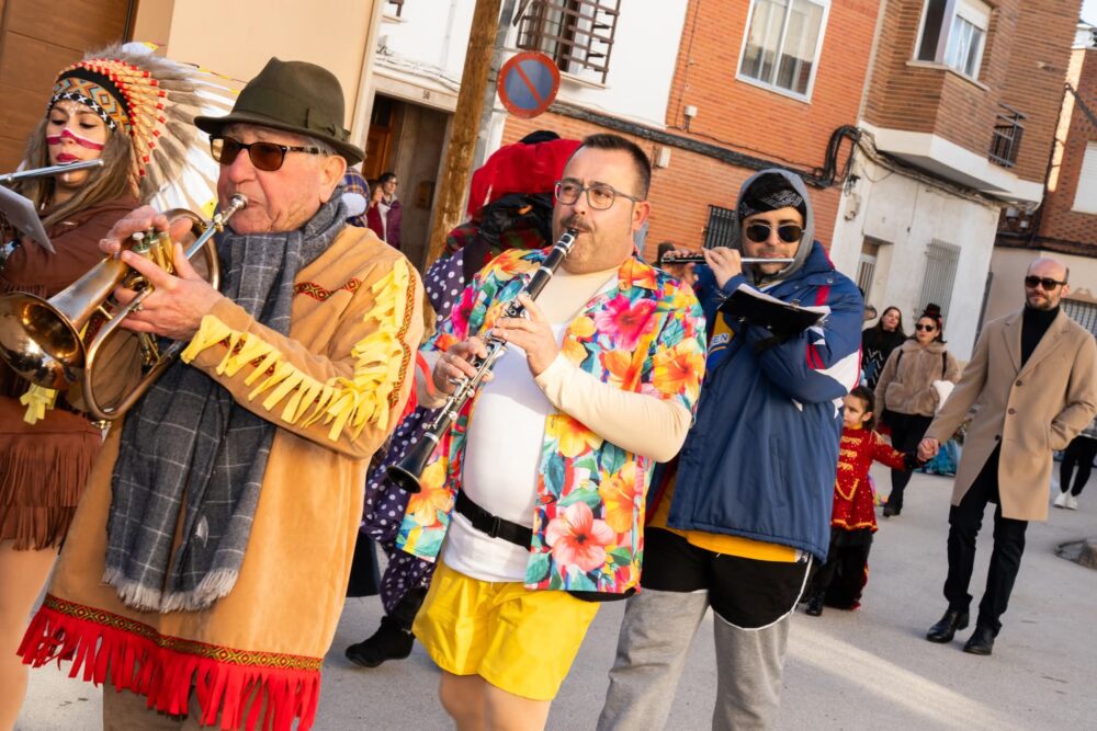 Santa Cecilia, banda sonora del Carnaval de Herencia 2026 con siete desfiles y un cierre muy aplaudido 12