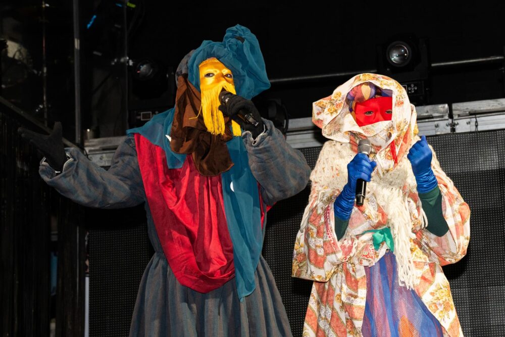 El Sábado de los Ansiosos celebra su 20º aniversario con una noche redonda en Herencia 1