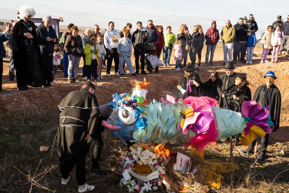 El Entierro de la Sardina despide el Carnaval de Herencia 2026 entre agradecimientos y ganas de volver 3