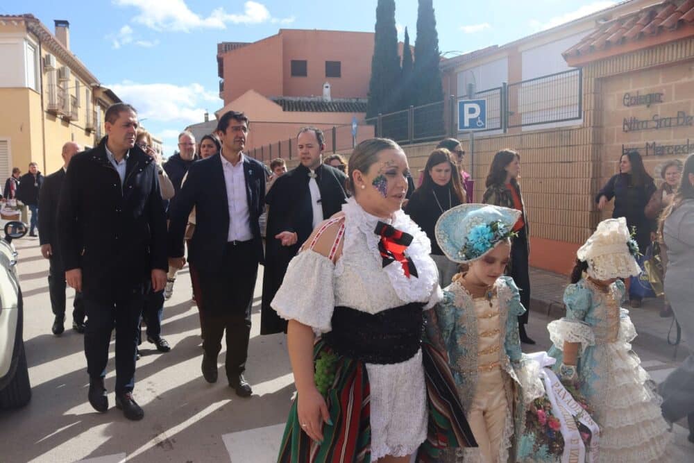 Más de 3.500 participantes convierten el Martes del Ofertorio 2026 en una jornada histórica para el Carnaval de Herencia 1