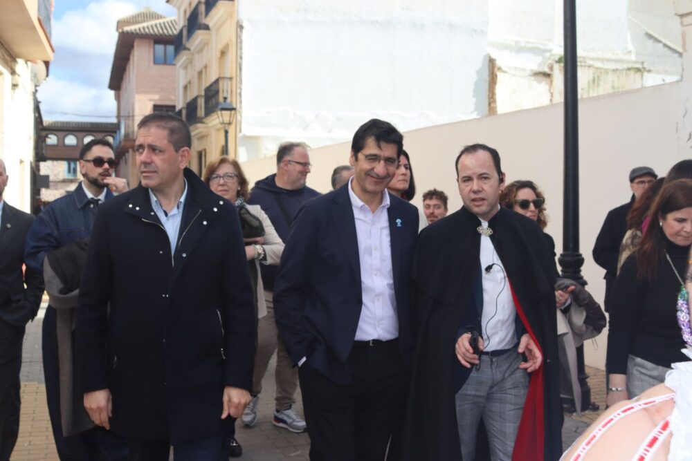 Más de 3.500 participantes convierten el Martes del Ofertorio 2026 en una jornada histórica para el Carnaval de Herencia 13