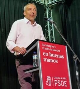 El alcalde de Pioz vincula la moción de censura a su oposición a cuatro plantas fotovoltaicas
