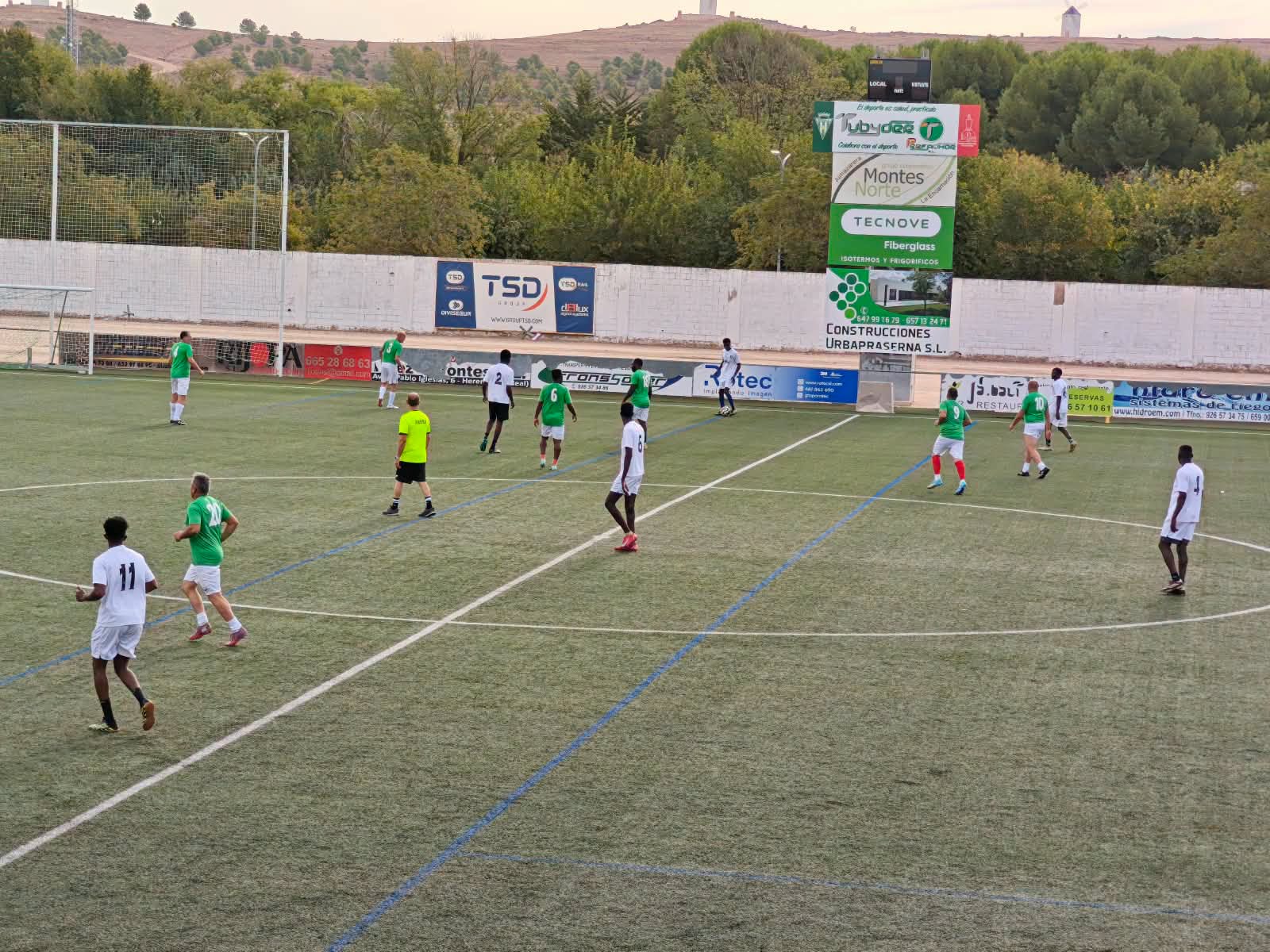 Un momento del partido del Memorial Jesús Peño 2026 en Herencia